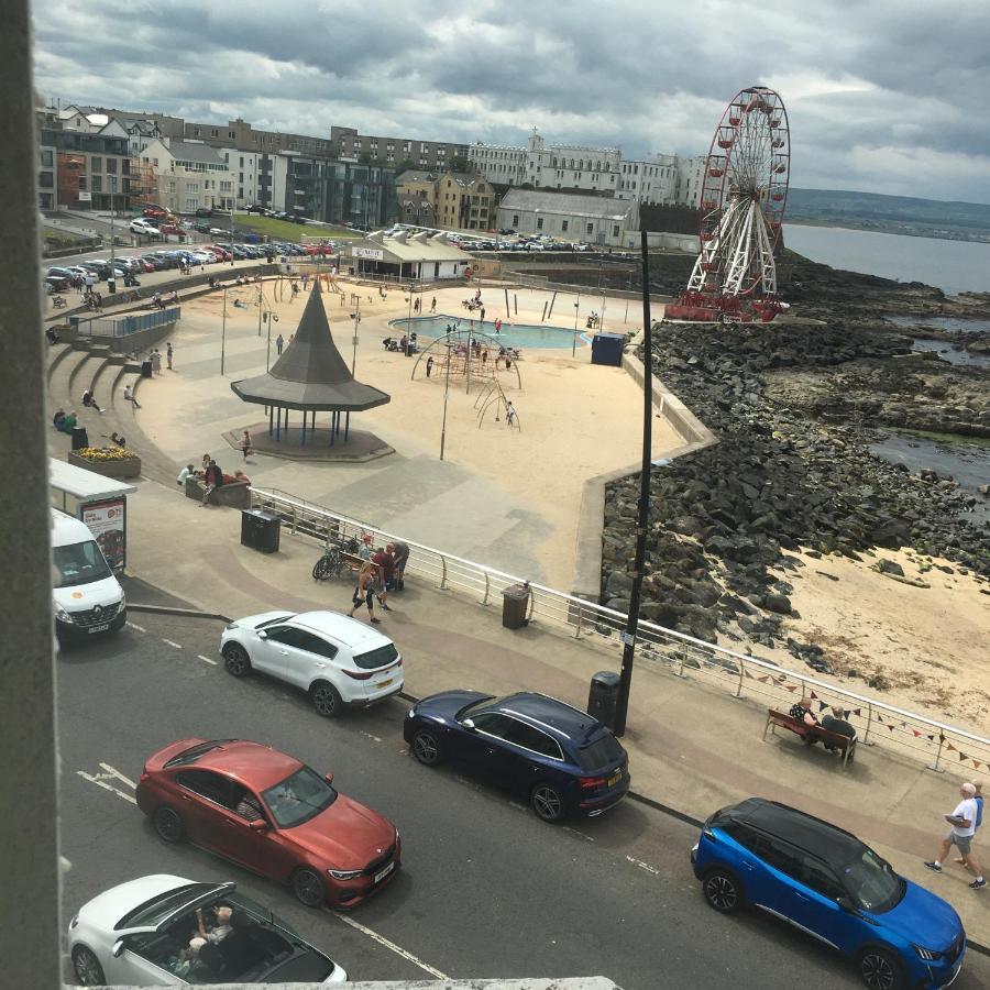 Aparthotel On The Prom Portstewart Exteriér fotografie
